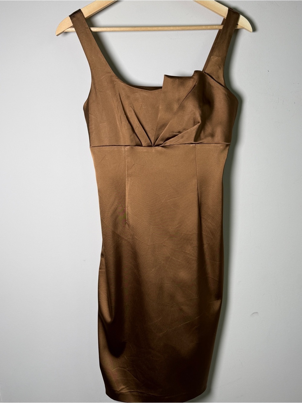 David Meister Brown Satin Sheath Cocktail Dress Pleated Neckline Size 2